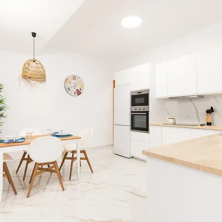 Marhaba La Laguna, En Centro Historico De Apartament La Laguna (Tenerife)